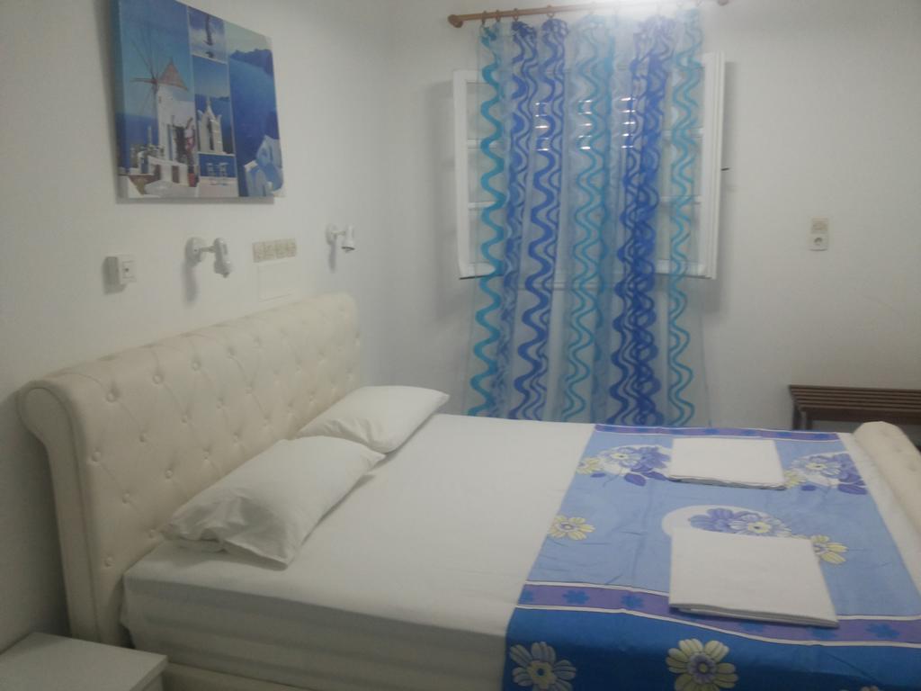 Hotel Mando Marathókampos Стая снимка
