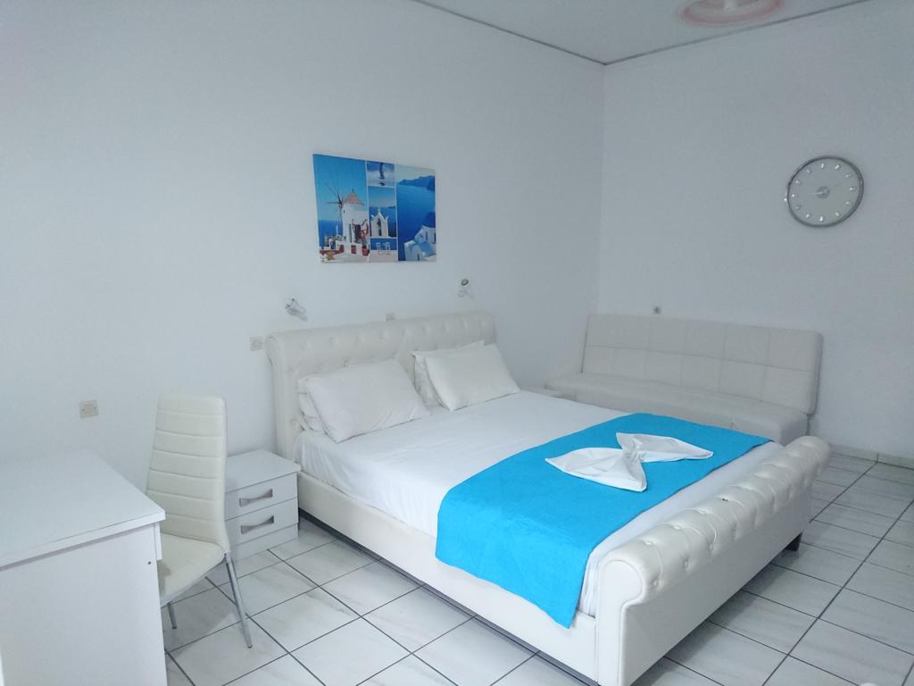Hotel Mando Marathókampos Екстериор снимка