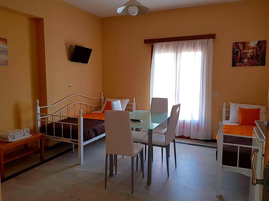 Hotel Mando Marathókampos Екстериор снимка
